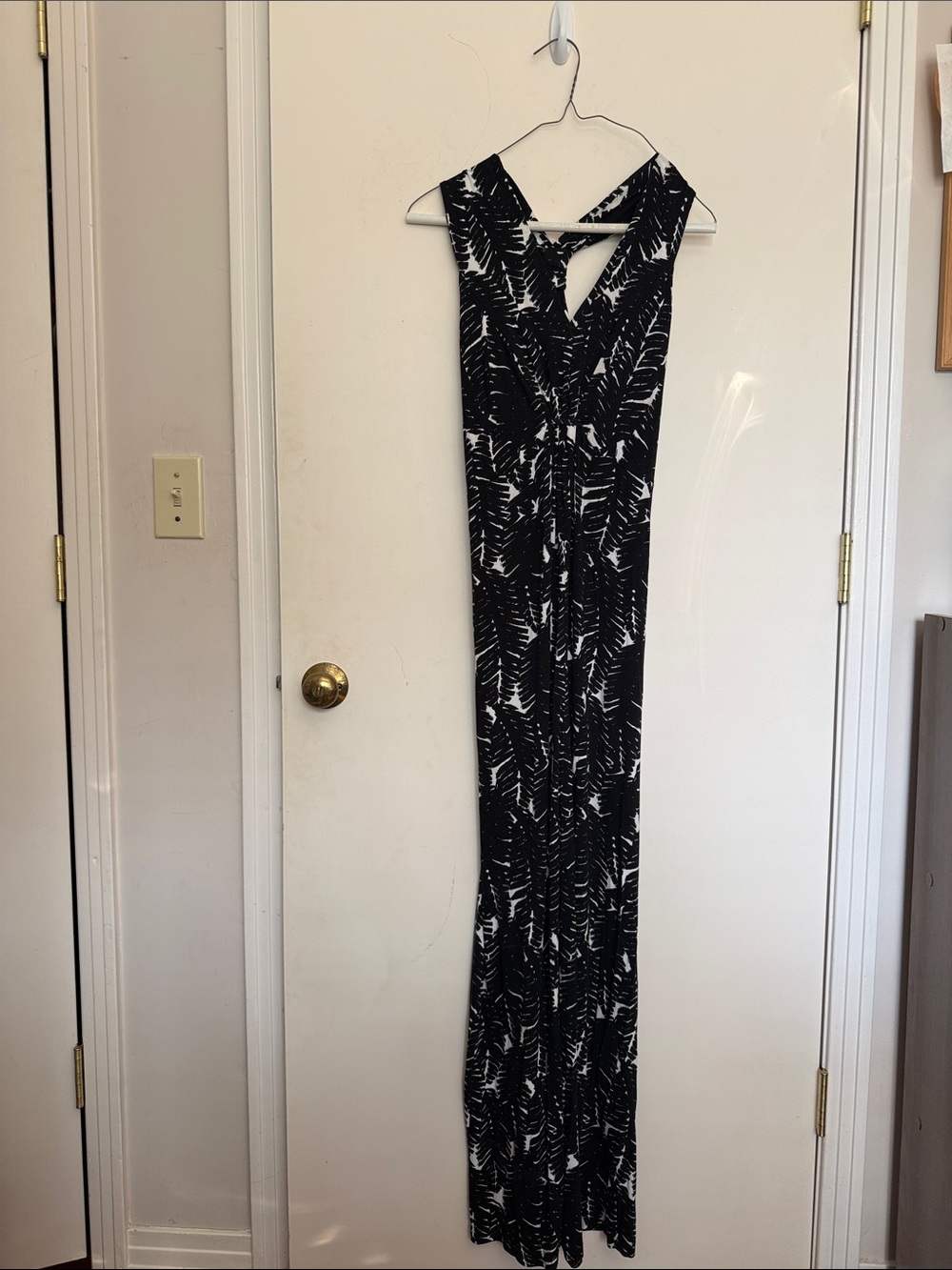 Kenneth Cole New York Black and White Printed Maxi Dress